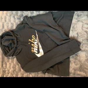 nike hoodie